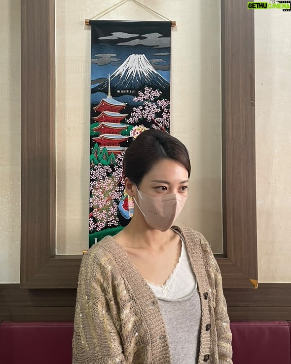 Claudia Kim - 42K Likes - 마에다랑
…동희??