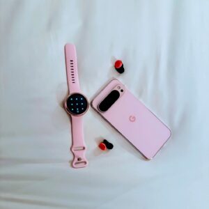 Corinna Brown Instagram - AD| Pixel and Paris have my ❤️.🍷.🥖.🇫🇷.

 @googlepixeluk #teampixel