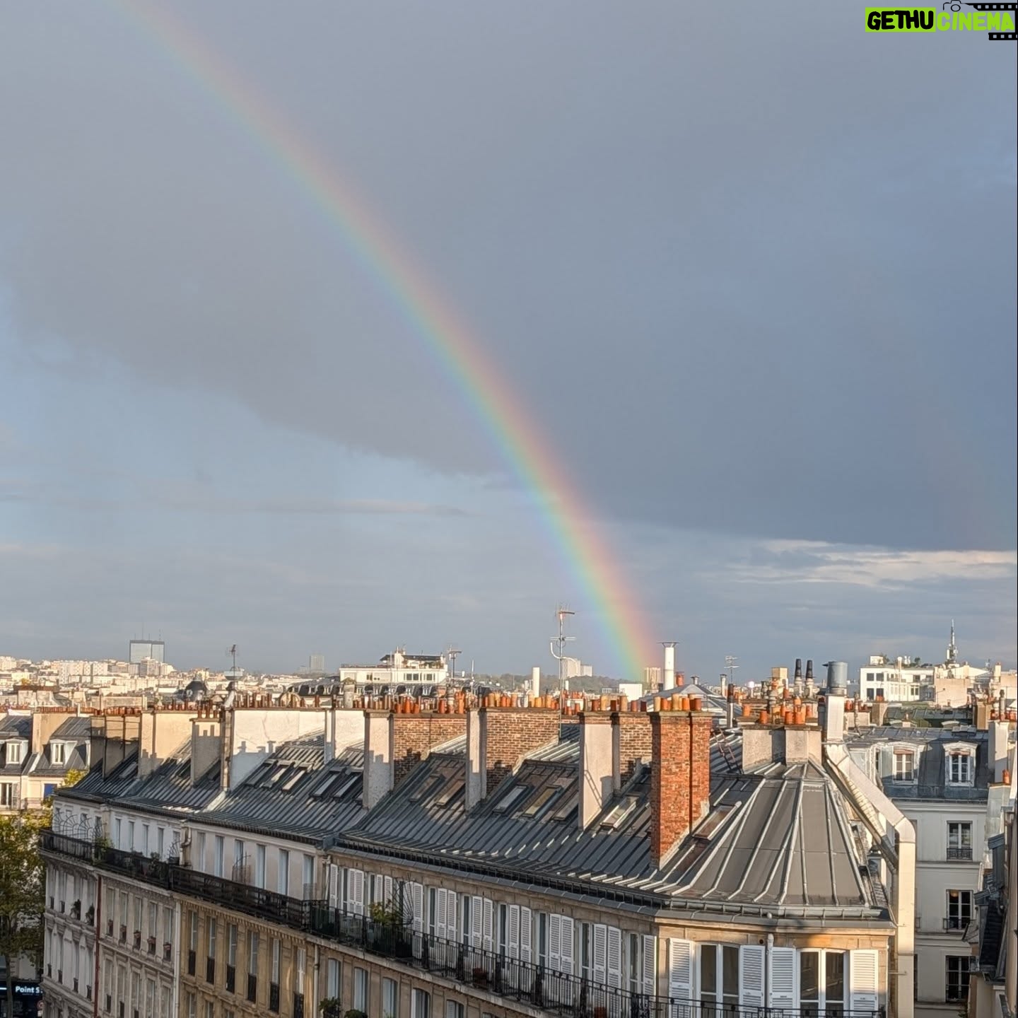 Corinna Brown - 48.3K Likes - AD| Pixel and Paris have my ❤️.🍷.🥖.🇫🇷.
@googlepixeluk #teampixel