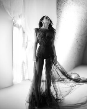 Cynthia Khalifeh Instagram - This dress was made by the amazing Lebanese designer @hassidrissofficial … I can’t wait for the situation in Lebanon 🇱🇧 to ameliorate so our talents can keep achieving big things ❤️
Styled by @sarah.keyrouz ✨
📸: @edgestudios.eg