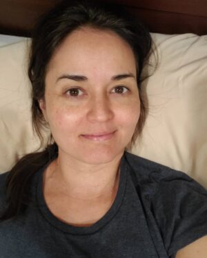 Danica McKellar Instagram - Woke up feeling so blessed on this next trip around the sun. 🎂 So grateful to God for healthy family & friends, for a career I love, and for all of you!! 🤗 Let's goooooo! 
.
.
.
#nofilter #nomakeup #ThisIs50 🎉