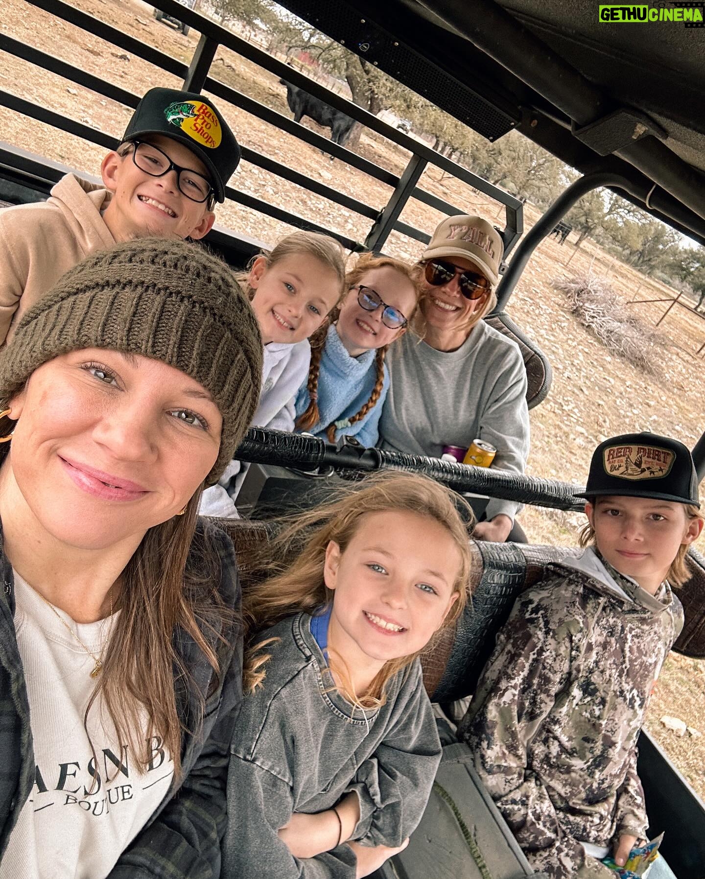 Danielle Busby - 71.4K Likes - Mama’s girls 🥰 A few pics I’m loving with my girls over the weekend. #itsabuzzworld #ranchlife #busbyventures