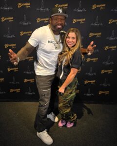 Actress Danielle Fishel HD Photos and Wallpapers January 2025