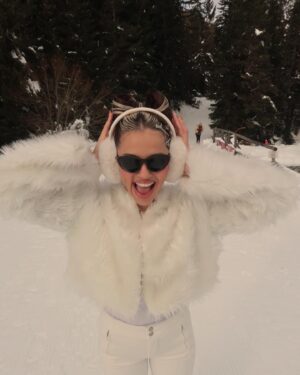 Dara Instagram - ❄️🏔️☃️