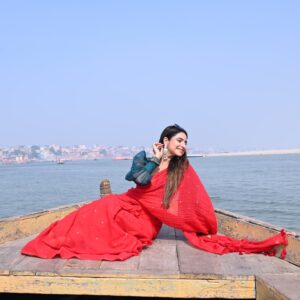 Debjani Deghuria Instagram - 🫰❤️🛶 Grateful for this serene morning experience on the Ganges...A morning to remember: boating on the Ganges, Starting the day with divine vibes Har Har Gange ... 🫰🛶
 

Wearing @suta_bombay
 #GangaGhats #Banaras" 
 #BanarasDiaries #GangaGhats" 
#Debjani #debjanideghuria
#ActressLife #actressspirituality #journey #GangaGhats #Gratitude"