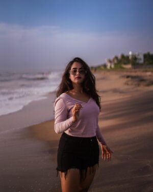 Deepthi Sunaina Instagram - Serenity looks good on me❤️👀 
#deepthisunaina 

 📸 : @_parthiban_parames_