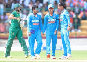 Deepti Sharma Instagram - Game on, game won 🇮🇳3/3 ☑️ Appreciate all the love and support. Ready for the next one! 💪

#IndVsSA #indiancricketteam #womencricket #odi #victory #teamindia #DS6
