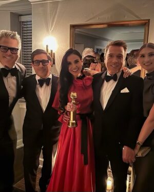 Demi Moore Instagram - @goldenglobes after party fun 💃🏻

dress from @shrimptoncouture