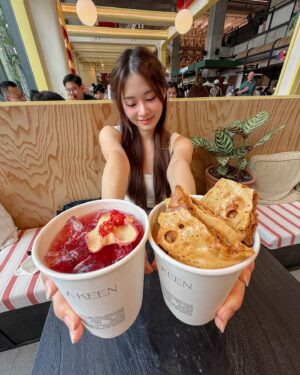 Denise Soong Ee Lyn Instagram - life after exams. I have been waiting for this day since January!! 🥯🧈🥖🪩🧟‍♀️