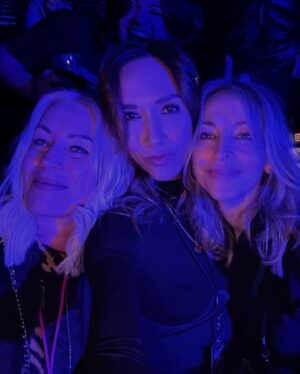 Denise Van Outen Instagram - @theprodigyofficial @o2academybrix UNREAL! 🔥🔥🔥🔥🔥
Thank you so much @natappleton & Liam 🫶🏼. Love ya! 
Raving buddies @myleeneklass @terence__ibiza