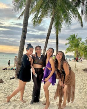 Devon Seron Instagram - Happy Birthday, to my twinnie! At this point, you’re like a fine wine ageing beautifully and getting better with every year… or maybe just getting more expensive!🍷😂 Hahahha panghatag swisse bi 🤣