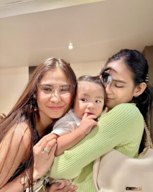 Devon Seron Instagram - Happy Birthday, to my twinnie! At this point, you’re like a fine wine ageing beautifully and getting better with every year… or maybe just getting more expensive!🍷😂 Hahahha panghatag swisse bi 🤣