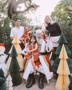 Actress Devon Windsor HD Photos and Wallpapers December 2024