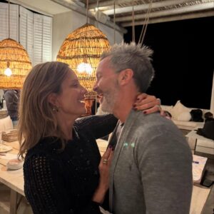 Diana Bolocco Instagram - Bienvenido 2025. 365 nuevas oportunidades para cumplir los sueños ❤️❤️❤️❤️❤️