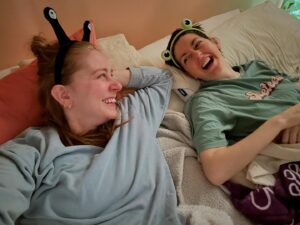 Dianna Cowern Instagram - My friend @simonegiertz visited me. It was glorious. 🥰