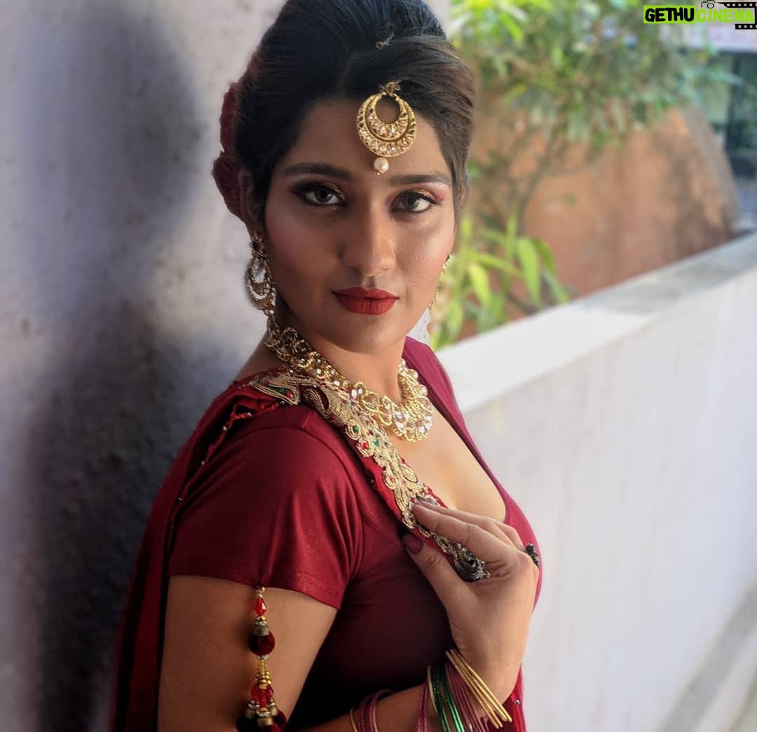 Divya Saurabh Kedar - 4.2K Likes - Don't be a fool and count me as a gust of wind , I'm a storm of chaos.
.
.
P.c-@saurabhkedar .
.
.
#portraits #portrait #portraits_ig #pixel_igĀ #portraiture #expofilm3k #portrait_perfection #portraitstyles_gf #snowisblack #portraits_universe #featurepalette #bleachmyfilm #portraitmood #featurepaletteĀ #rsa_portraits #makeportraits #profile_vision #top_portraitsĀ #life_portraits #postthepeople #quietthechaos #2instagood #way2ill #justgoshoot #artofvisuals #l0tsabraids #ftwotw #igPodium_portraits #ftmedd.