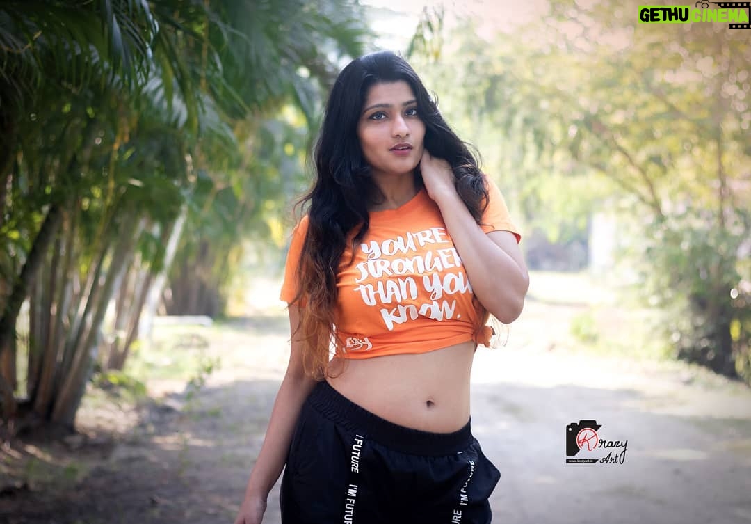 Divya Saurabh Kedar - 5.5K Likes - A new chapter begins ! .
Picture by @krazy_karry .
Tshirt by @roundneck.in
.
Location: @yamunavancamps .
.
#yamunavancamps
#campinglife #newyearseve #roundneckin #pictureoftheday
#photooftheday #instagood
#instafashion #fitnessmotivation #fitnessmodel #instalove #fitness
#strongwomen #blogger #fashionblogger #fashionista
#instamood