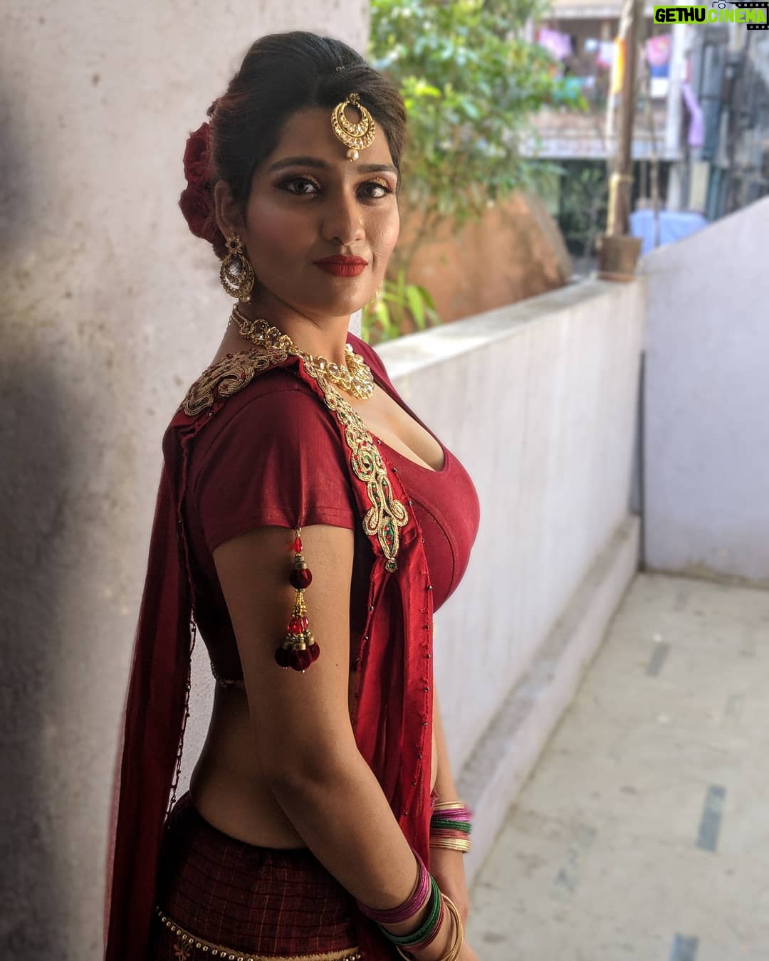 Divya Saurabh Kedar - 4.4K Likes - Why fit in ? When you are born to stand out ! .
.
.
#portraits #portrait #portraits_ig #pixel_igĀ #portraiture #expofilm3k #portrait_perfection #portraitstyles_gf #snowisblack #portraits_universe #featurepalette #bleachmyfilm #portraitmood #featurepaletteĀ #rsa_portraits #makeportraits #profile_vision #top_portraitsĀ #life_portraits #postthepeople #quietthechaos #2instagood #way2ill #justgoshoot #artofvisuals #l0tsabraids #ftwotw #igPodium_portraits #ftmedd#makeuptutorial#makeup