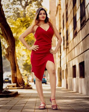 Divya Saurabh Kedar Instagram - Elegance is not standing out
But being remembered.
.
This gorgeous picture by @krazy_karry .
Outfit- @sheinofficial ,@shein_in .

#portraits #portrait #portraits_ig #pixel_ig #portraiture #expofilm3k #portrait_perfection #portraitstyles_gf #snowisblack #portraits_universe #featurepalette #bleachmyfilm #portraitmood #featurepalette  #rsa_portraits #makeportraits #profile_vision #top_portraits #life_portraits #postthepeople #quietthechaos #2instagood #way2ill #justgoshoot #artofvisuals #l0tsabraids #ftwotw #igPodium_portraits #ftmedd