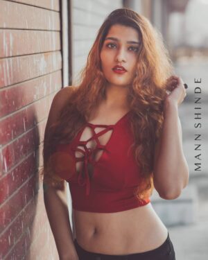 Divya Saurabh Kedar Instagram - 
