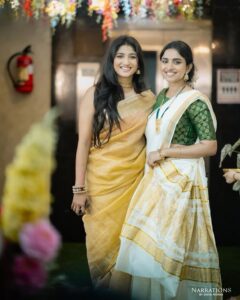 Actress Divya Sripada HD Photos and Wallpapers January 2025