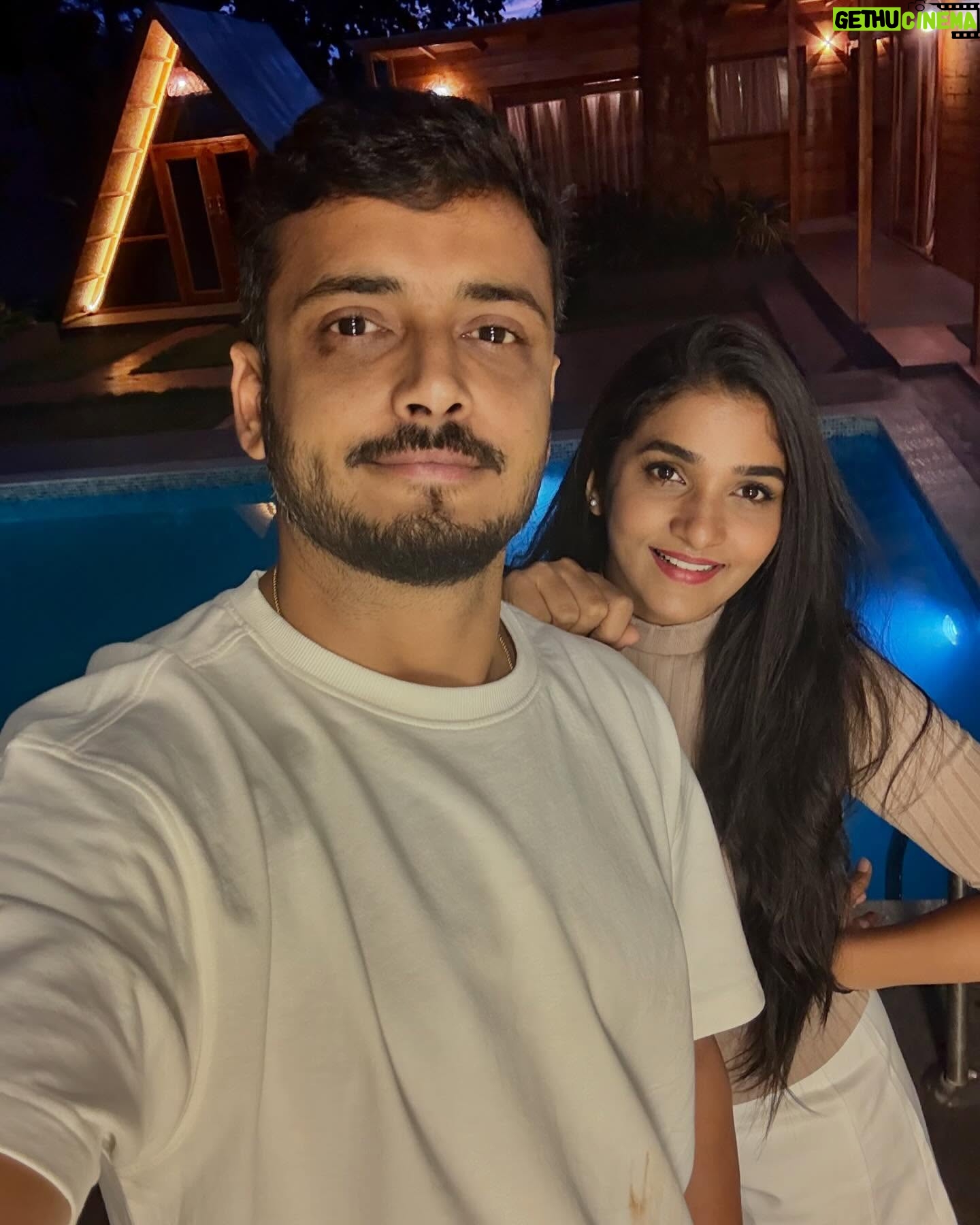 Divya Uruduga - 271.4K Likes - Happy Happy Birthday Kp sir!!❤️🥳🎈 may you continue to spread your contagious laugh everywhere you go!❤️ @aravind_kp 😎
#aravindkp #divyauruduga #kp69 #arviyans