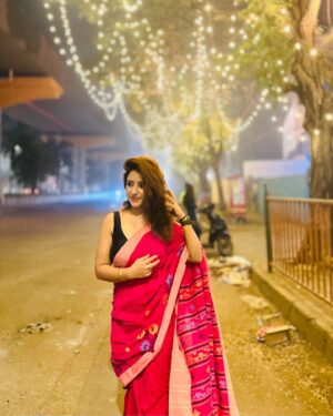 Dolly Chawla Instagram - #diwali2024 🌸