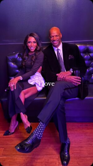 Dr. Jackie Walters Berry Instagram - #Bloomball2025 demure elegance @aoafoundation  #bloomball #aoafoundation #drjackie #married2med #marriedtomedicine #charity #giveback