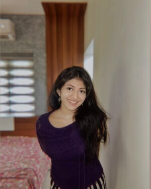 Drishya Raghunath Instagram - Lowkey lounging, highkey living my best life 🪞🪷

#purple #aesthetic #drishya #drishyaraghunath #casual #selfportrait