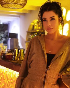 Duygu Şen Instagram - Sevim koşşş