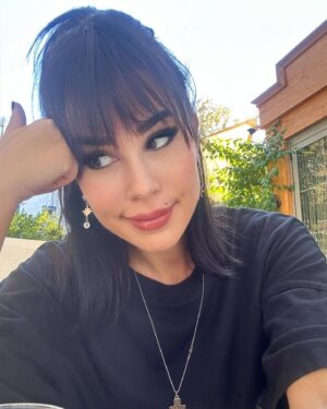 Duygu Şen Instagram - Anlayamadığım kadarıyla siz haklısınız ..