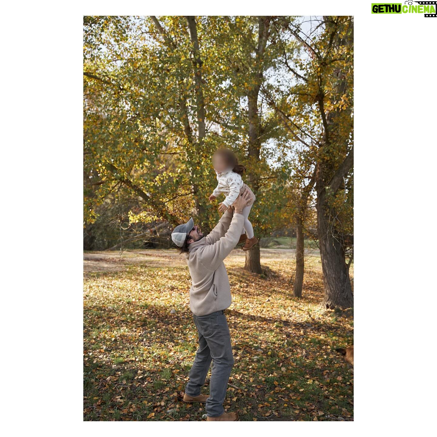 Elena Furiase - 6.8K Likes - 🍁…y todo el amor…
📸 gracias @silvanazazophoto por esta sesión tan bonita y respetuosa 🙏🏽