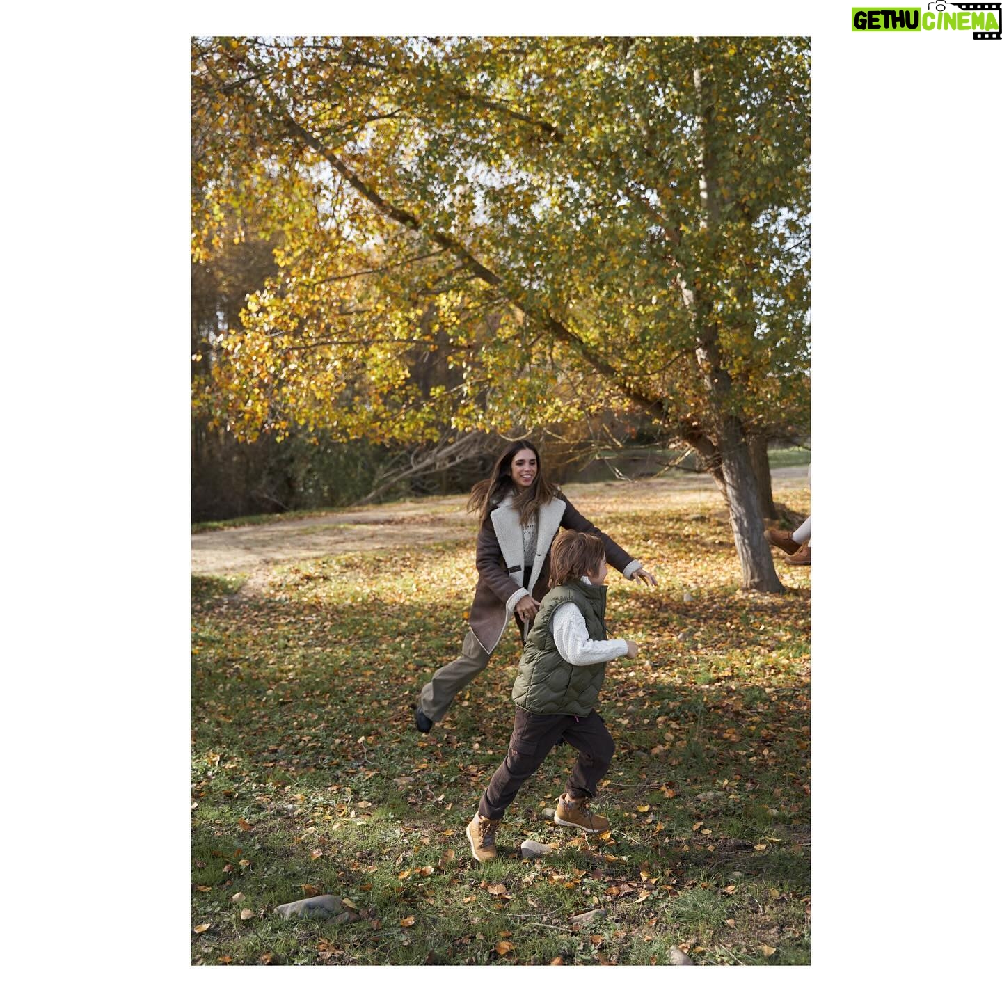 Elena Furiase - 6.8K Likes - 🍁…y todo el amor…
📸 gracias @silvanazazophoto por esta sesión tan bonita y respetuosa 🙏🏽
