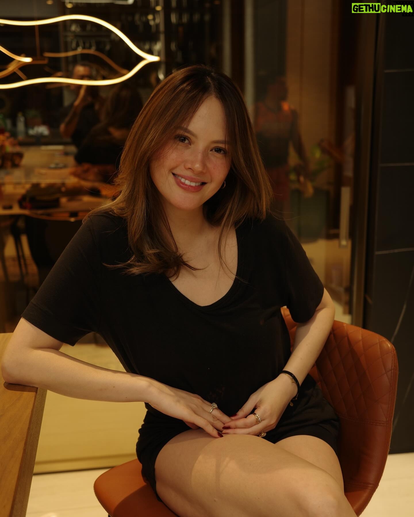 Ellen Adarna - 158.9K Likes - Mu palit nakog digi cam lagi! @beauty_gonzalez 😅