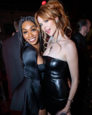 Elly Clutch Instagram - Finally rounded up all the photos from @xbizofficial ‘s XMA pre-noms party!!! ✨🪽🍀
Thank you SO much for the nomination and I’m so happy for everyone else & theirs. THANK YOU!!! 💕