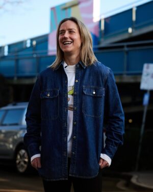 Ellyse Perry Instagram - Melbourne mornings with @ellyseperry 🏙️