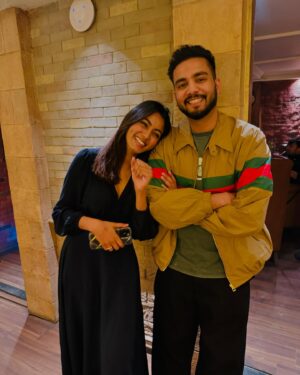 Elvish Yadav Instagram - 2 Trophies In One Frame 🏆 
.
.
.
#elvishyadav #sanamakbul #elvisharmy