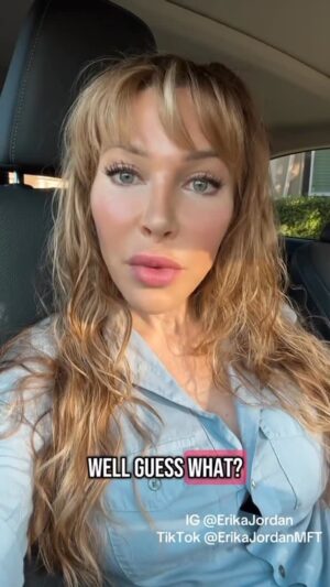 Erika Jordan Instagram - Our member @erikajordan explains Trumps “manifest destiny” and the effect it will have. 

FOLLOW 👇🏻👇🏼👇🏽👇🏾👇🏿
@left.wing.project FOR MORE!

🪽We are an organization of Left Wingers on a mission to stop disinformation!