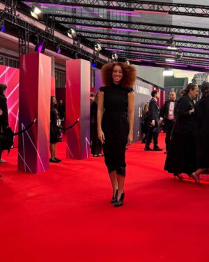 Erin Kellyman Instagram - BLITZ premiere 🌟 Thank you @britishfilminstitute and @appletv for a wonderful evening! 
P.s. @elliottheffernan will steal your hearts 

Styling @rosefordestudio 
Hairstylist @nicola_harrowell 
Makeup stylist @kennethsohmakeup