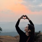 Esha Kansara