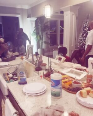 Eva Marcille Instagram - Christmas at the Sterling’s was lit. And my mommy and daddy came🌻🤍