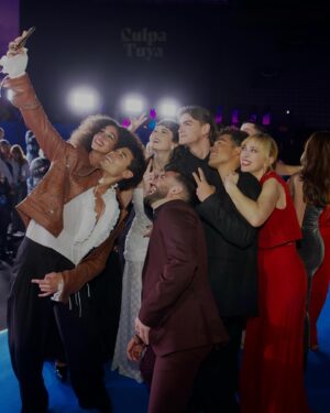 Eva Ruiz Instagram - Aún sigo emocionada por todo el amor que nos hicieron sentir ayer en el Vistalegre🤍 gracias a todxs por el apoyo desde el día uno, les quiero! Que ganas de que puedan ver Culpa tuyaa ya✨
MUAH by @carmendejuan and @yosbaute thanks @lancomeofficial 🤍 #makeup 
STYLED by @cristtianbm in @adriaegeastudio assisted by @nameslaurayala 🌙
