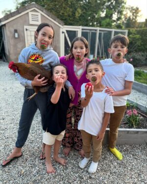 Eve Torres Instagram - 2024 was a year of
loss and uncertainty
change and growth
innovation and abundance
and a milestone celebration.
As we wrap up this year, I am most grateful for the health of my children and my parents. 
My intentions for 2025 are to enjoy more family time and create more ME time. 
I hope everyone has a chance today to reflect on how far they have come, and what choices we have to make life a little sweeter. 
Happy New Year ❤️