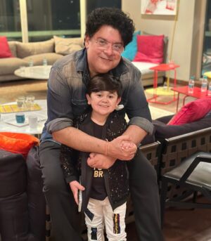 Farah Khan Instagram - My 2 favourites this season of #biggboss16 .. sometimes its even better to just win hearts ♥️♥️♥️ @abdu_rozik @aslisajidkhan @colorstv #mandli #family #burgir #longsonshortsonshow