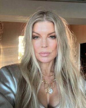 Fergie Instagram - got glammed up and went out...