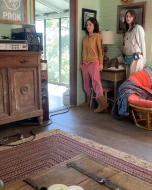 Fiona Palomo Instagram - Thank you for the love and kindness on Sofia 🏴‍☠️🌴🩷🥹 
Happy binging ! @obx