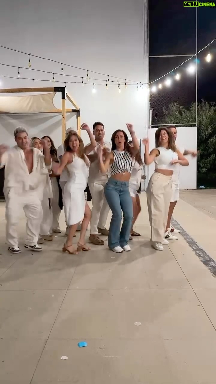 Flaviana Seeling - 11.9K Likes - Logramos bailar por fin jajajaja a nuestra manera !!!!! Ameeeee
