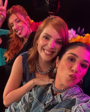 Foquinha Instagram - aleatórias do início de 2025 ✨ de 1 a 14, qual representa o seu?

1. bobeou
2. contagem regressiva pro #BBB25
3. muito acessíveis
4. fritando a rabinha
5. incontinência facial 
6. me chamem pra um cafezinho
7. um fileira de cinema muito bem frequentada kk
8. focada
9. 🆘 🆘 
10. fofoquinhas
11. mi gringuita 
12. prazer, fernanda catania 
13. sonequinha
14. roda de oração pro intestino preso 🕯️
