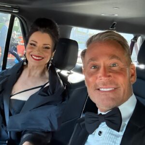 Fran Drescher Instagram - Off we goooo!!!