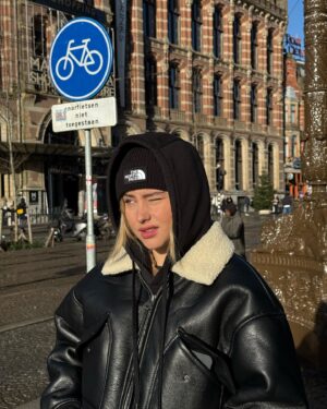 Francisca Estevez Instagram - Too sunny in Amsterdam ☀️